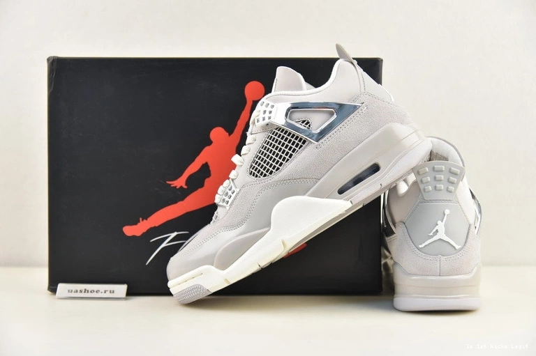 Air AQ9129-001 Moments 4 Jordan Frozen 1120